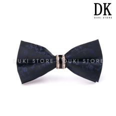 Nơ cài cổ áo sơ mi nam màu đen kẻ xanh đính đá sang trọng DNC0005 - DUKI STORE